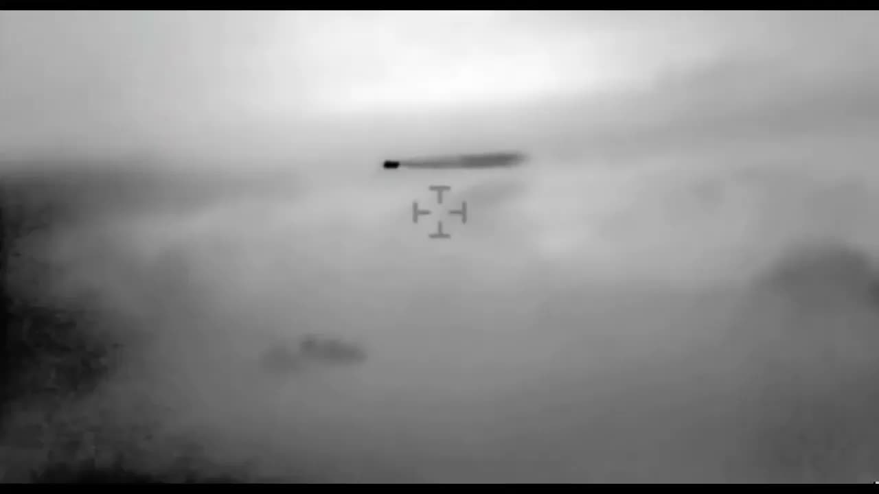 Chilean Navy Releases Video of UFO Spraying Something Into Atmosphere